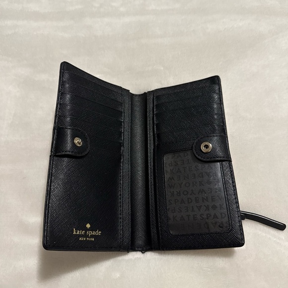 Kate Spade wallet - Picture 3 of 3